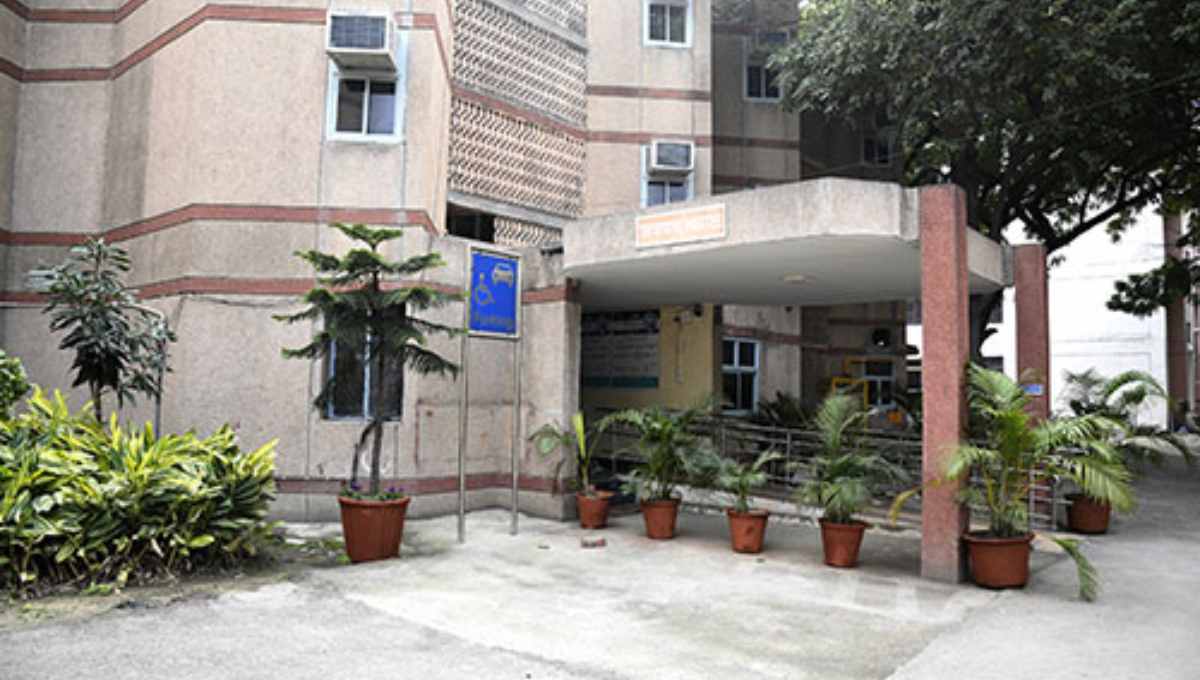 NFSU Recruitment 2025: 61 Non-Teaching Posts Notification Out, Apply Online 1 NFSU Recruitment 2025